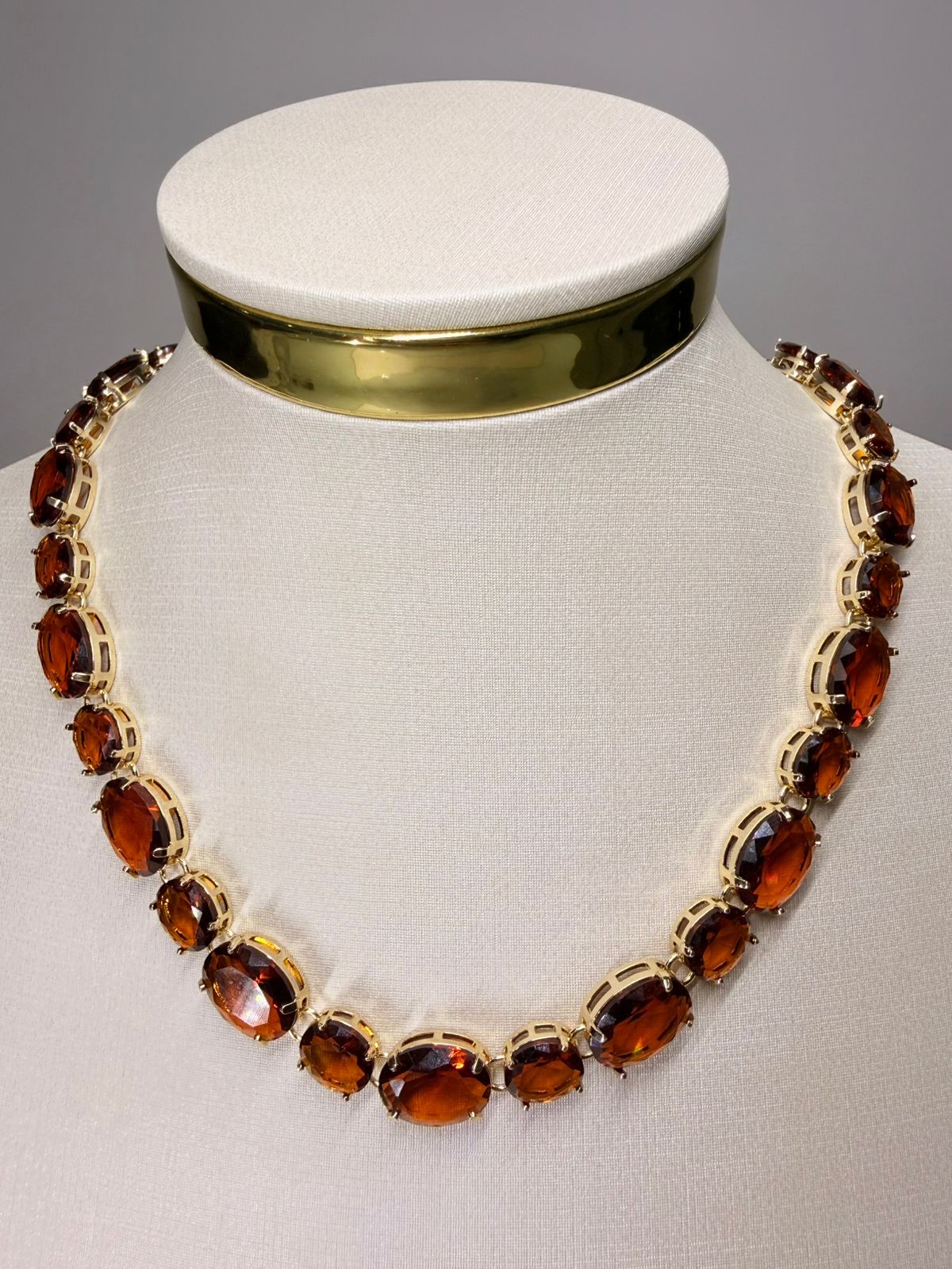 Riviera Cristal Intercalada Brown - Revestida em Banho de 18K