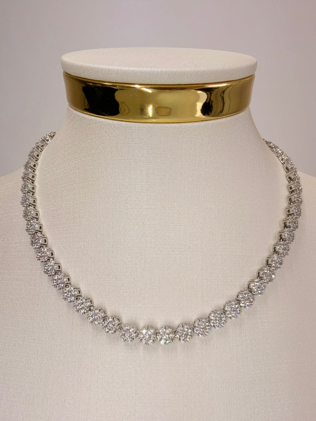 Riviera Formato Flor